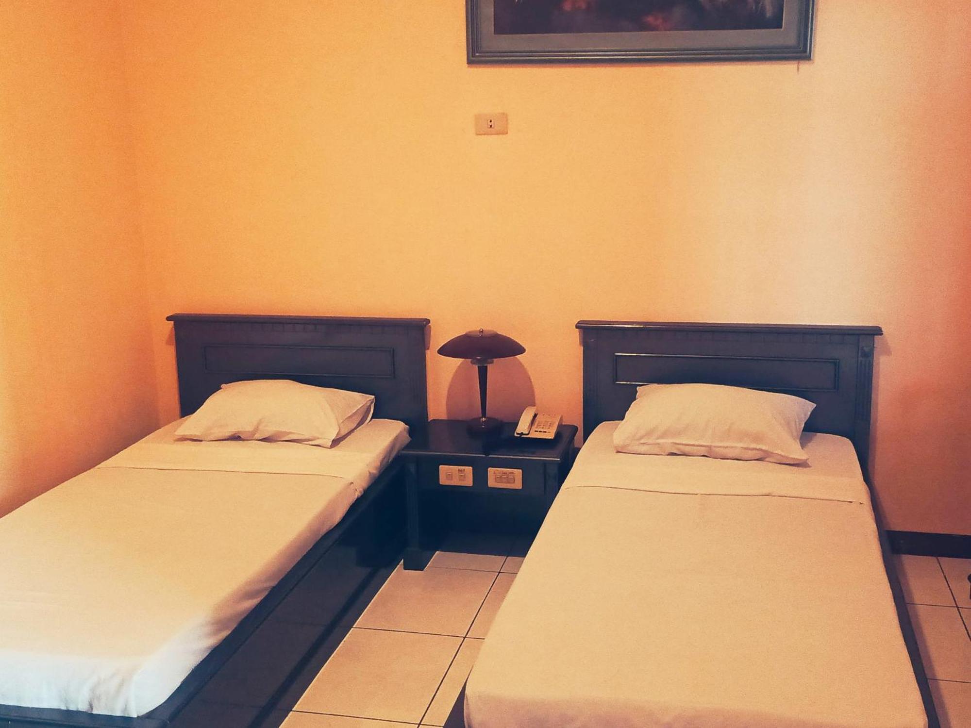 Hotel Wijaya 普禾加多 外观 照片