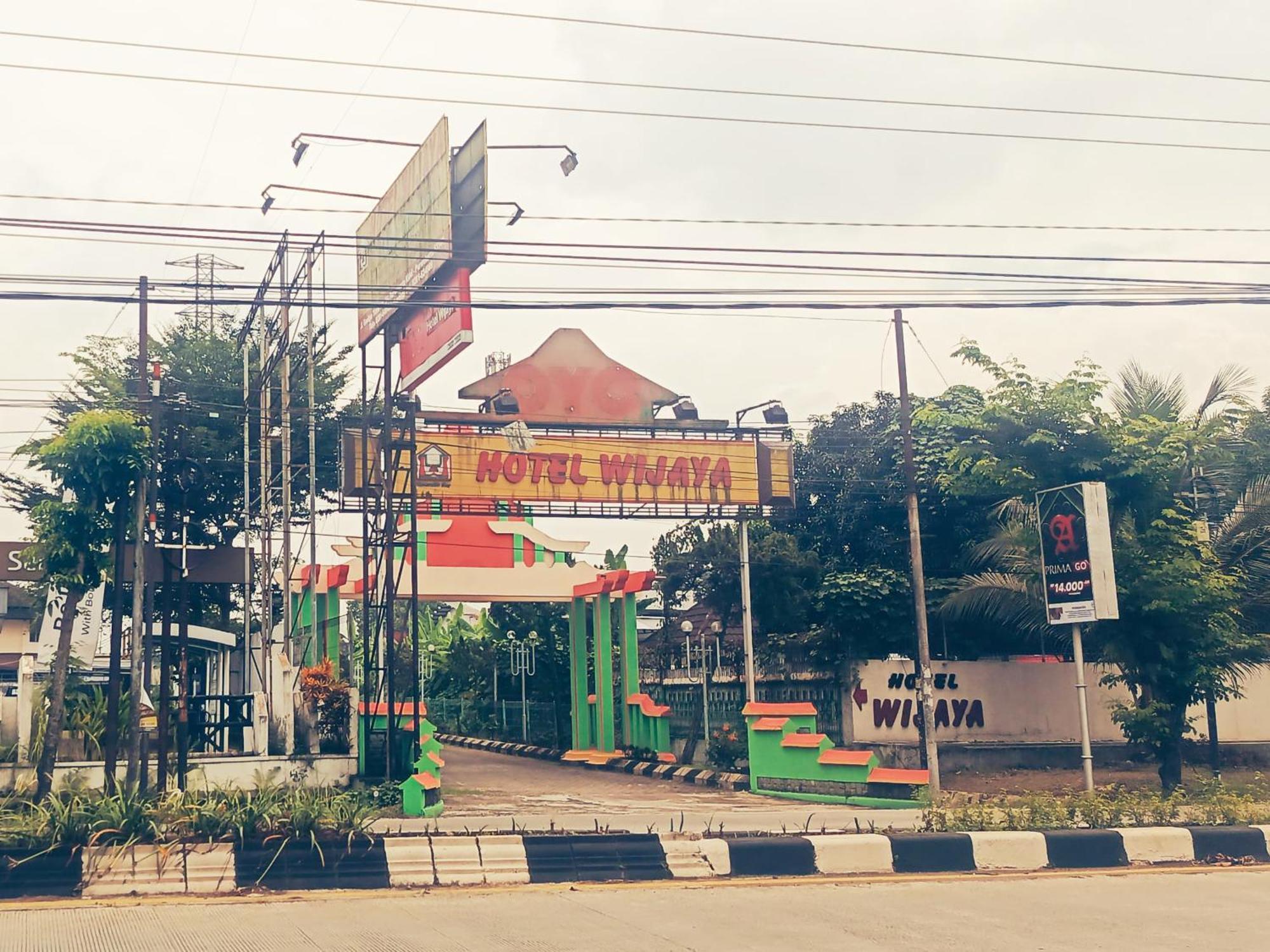 Hotel Wijaya 普禾加多 外观 照片